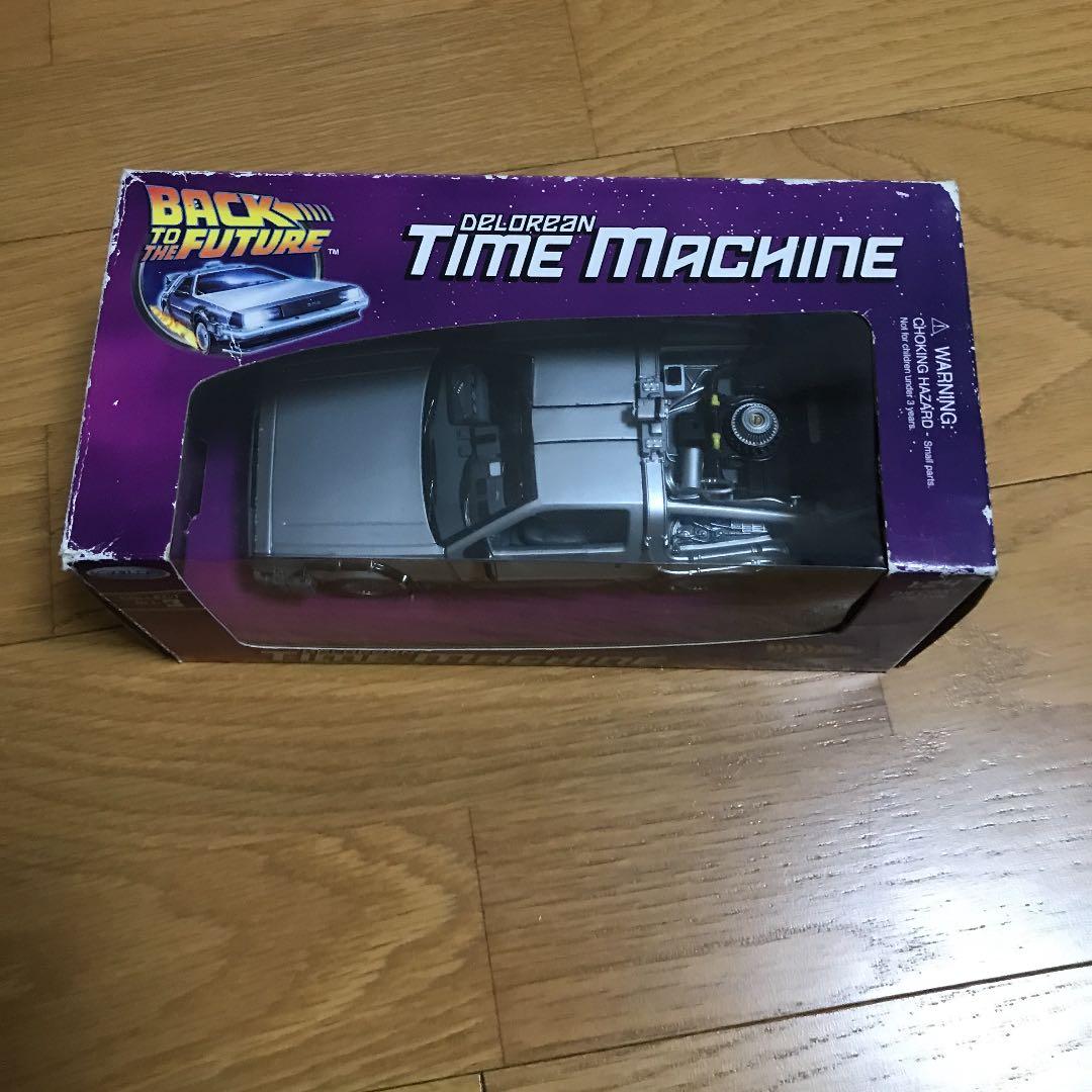 デロリアン