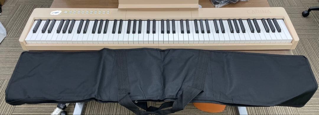 電子ピアノ　88鍵盤　充電タイプ　スリム軽量 オークベージュ