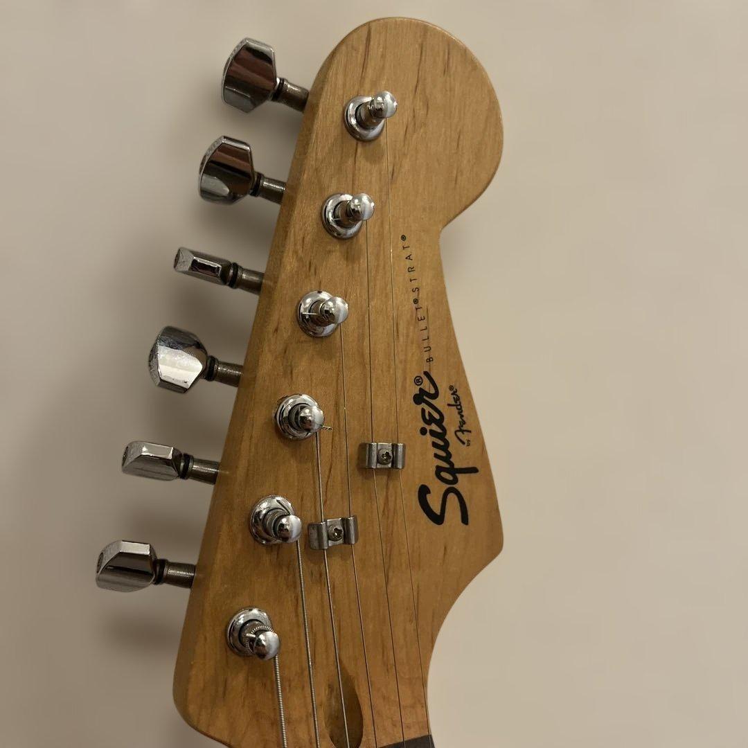 エレキギター　Squier