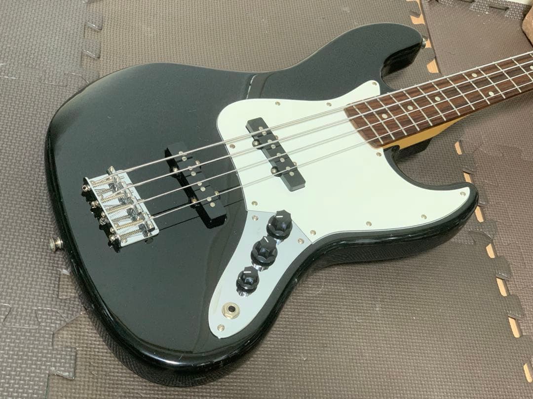 Squire by fender JB スクワイヤー ベース jazz ジャズ