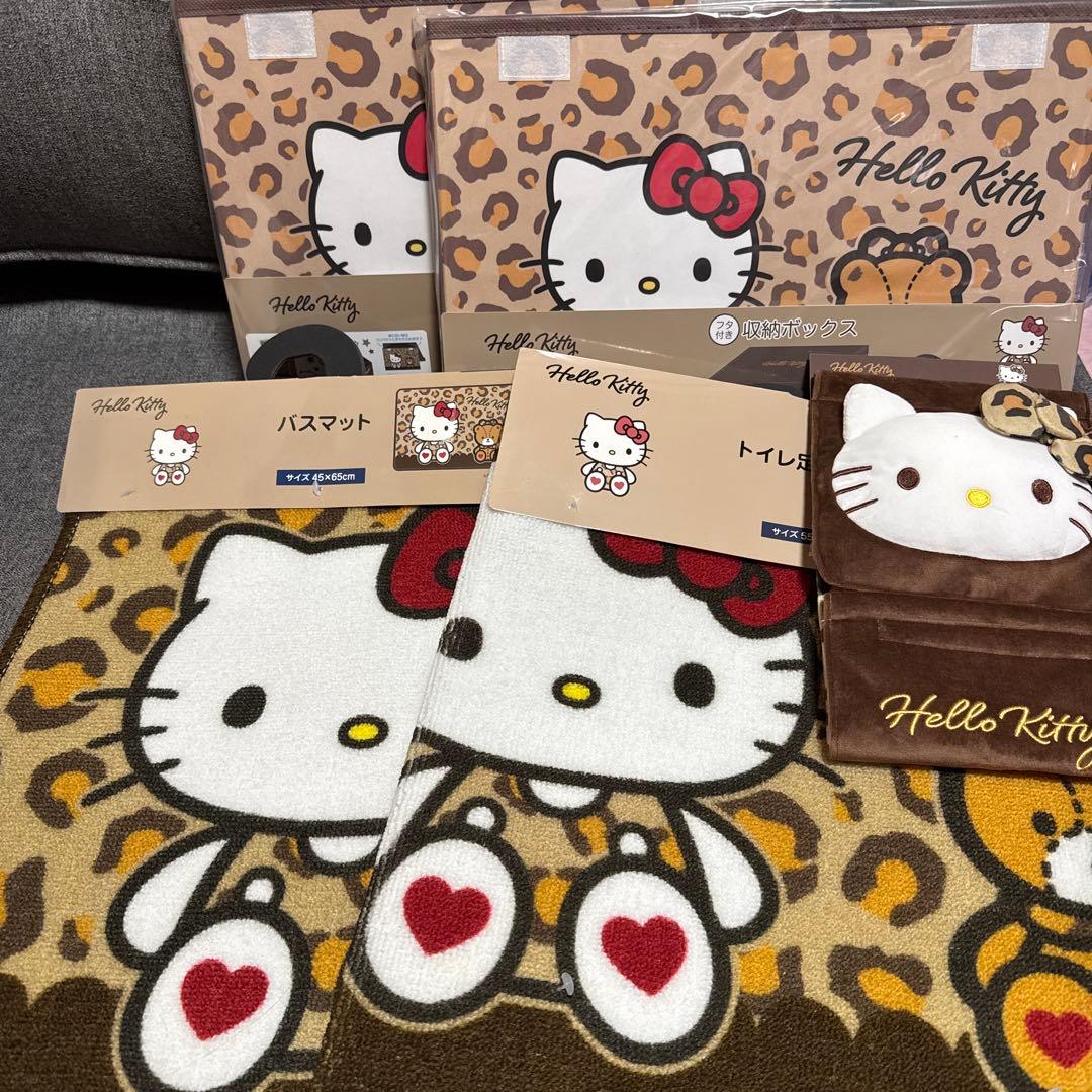 ヒョウ柄♡ハローキティ&タイニーチャム　トイレ/バス用品/収納 合計5個まとめて