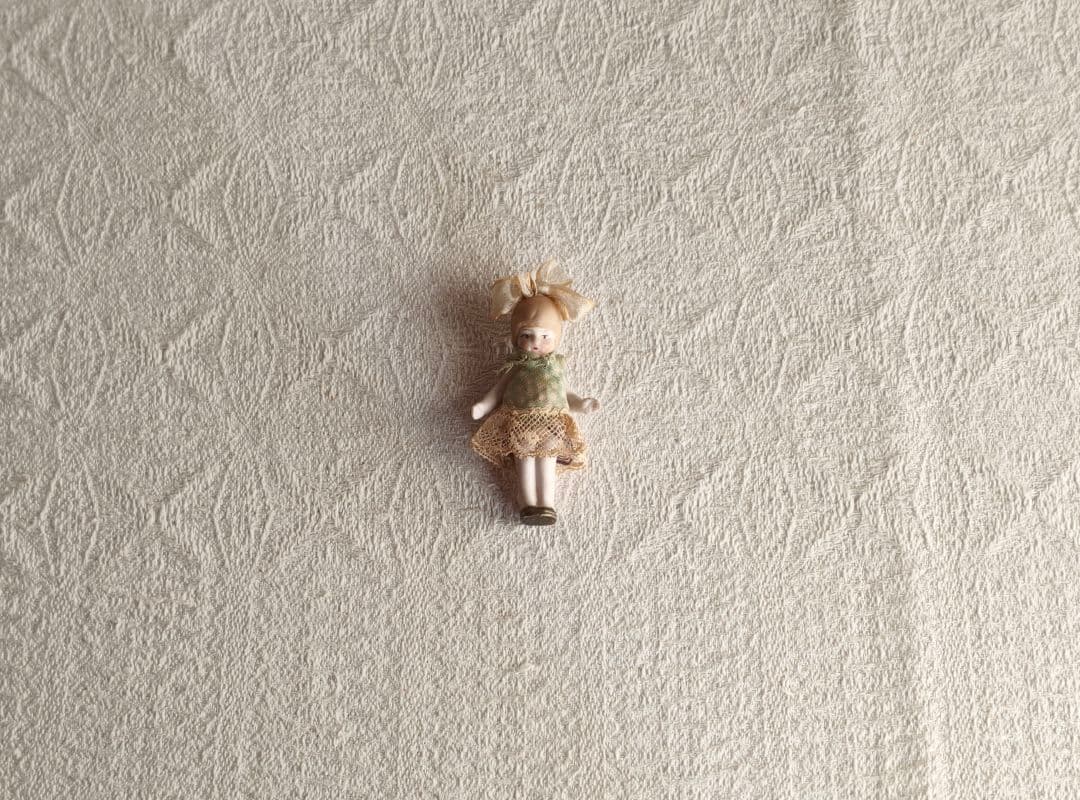 * antique doll ୨୧ ジャーマン ビスクドール 可愛い 赤ちゃん