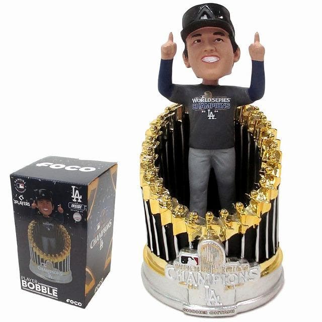 大谷翔平　ワールドシリーズ優勝記念 トロフィーボブルヘッド