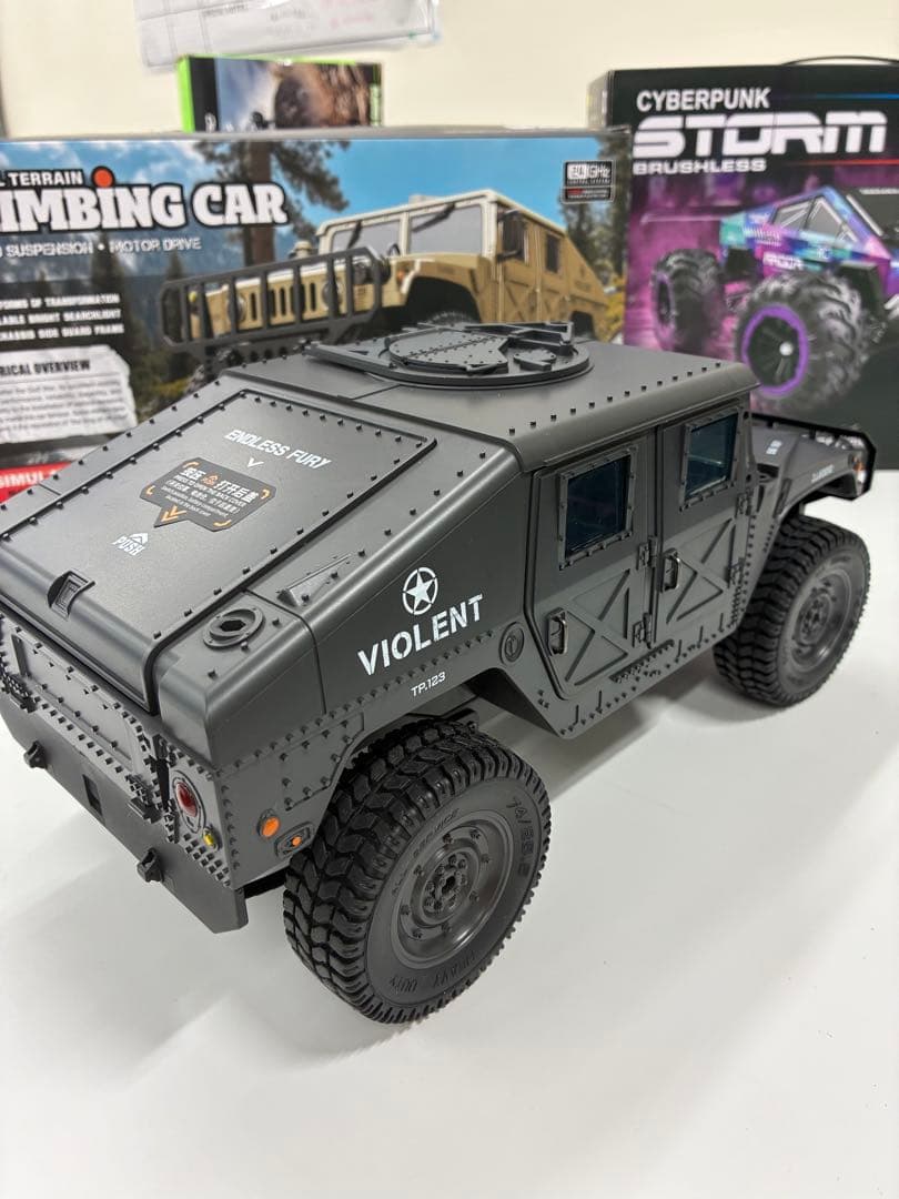 戦車 大型 ラジコン オフロード ミリタリー RCカー人気 34cm 4WD