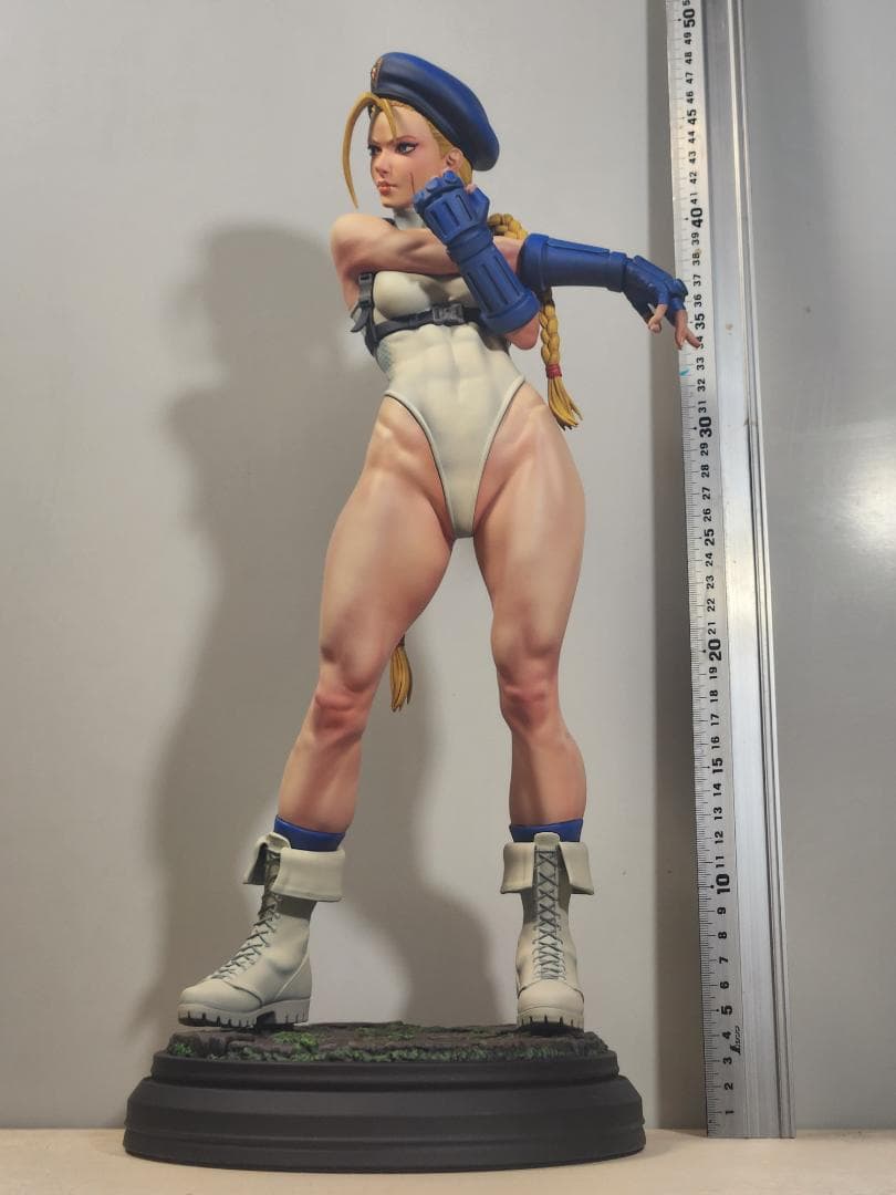 トミー