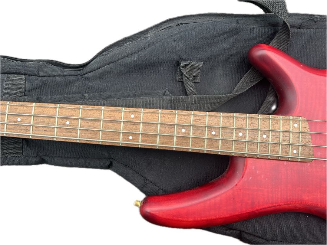 Ibanez Soundgearベース