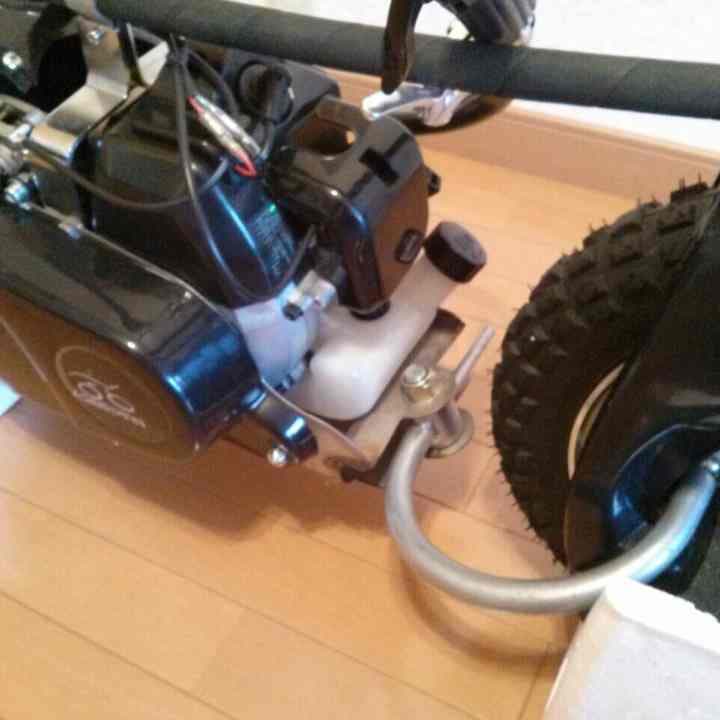 大特価！！ホイールマン(エンジン付きスケートボード)