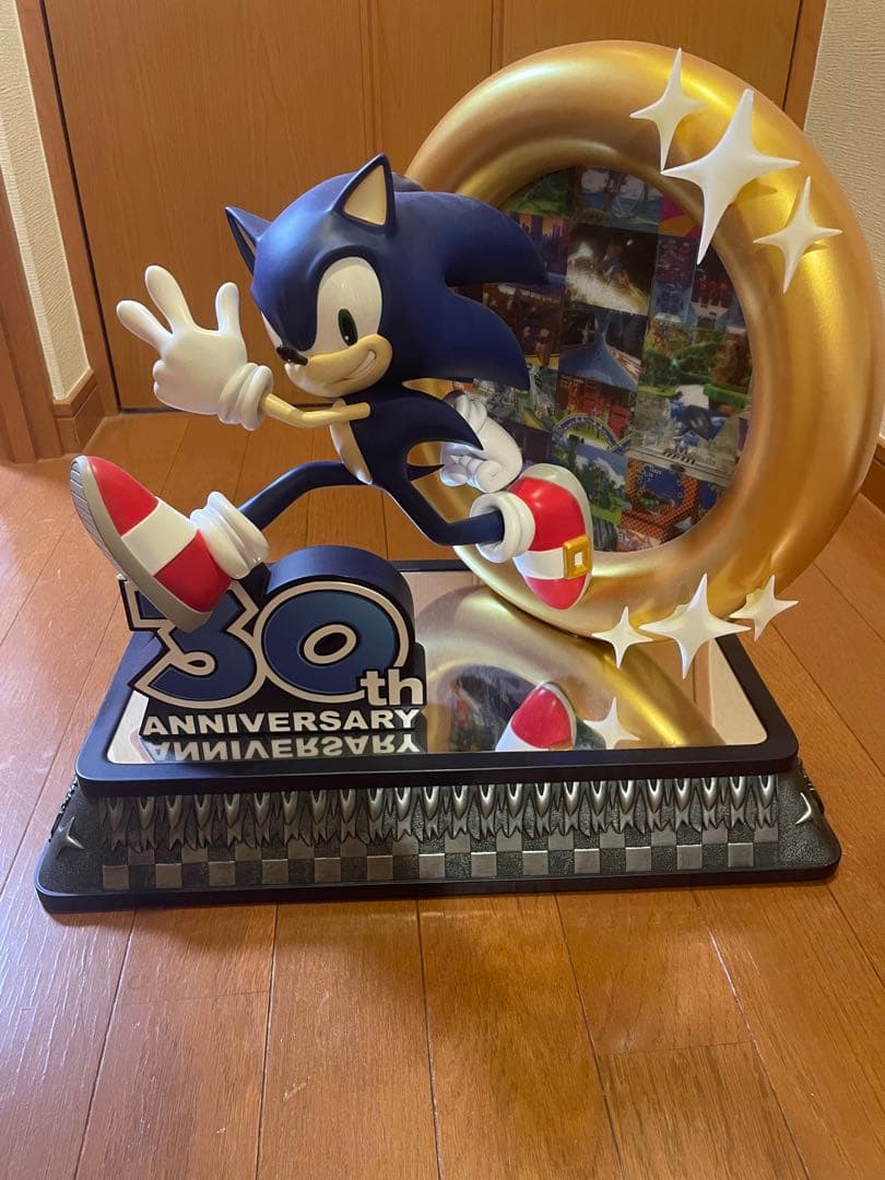 ソニック　30th スタチュー