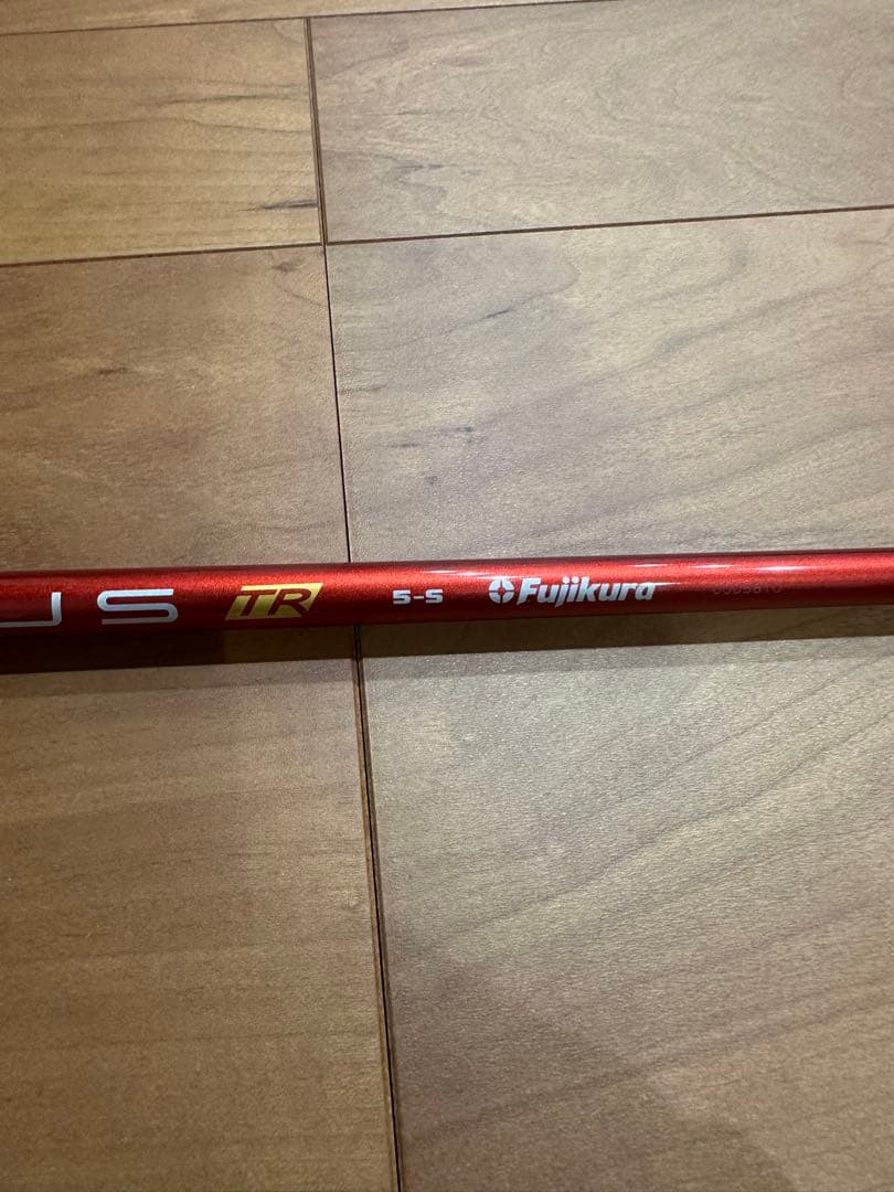 フジクラベンタスVentus TR レッド5-S テーラーメイドスリーブ付き