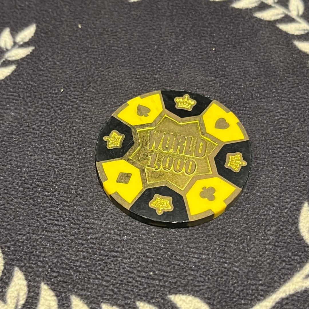 33 MGM社正規品 カジノチップ 61枚 1000$ H26年 ゴールドチップ