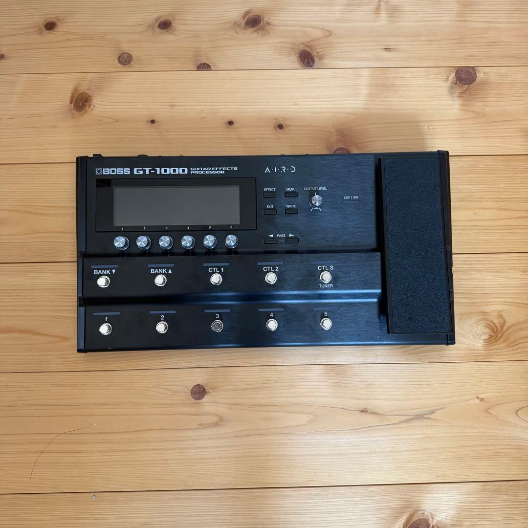 BOSS GT-1000 マルチエフェクター（純正アダプター付）
