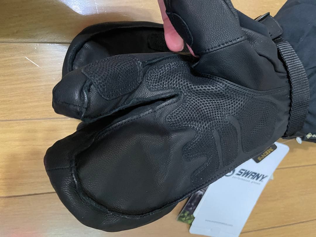 SWANY スキー　スノーボード　ゴアテックスグローブ　新品