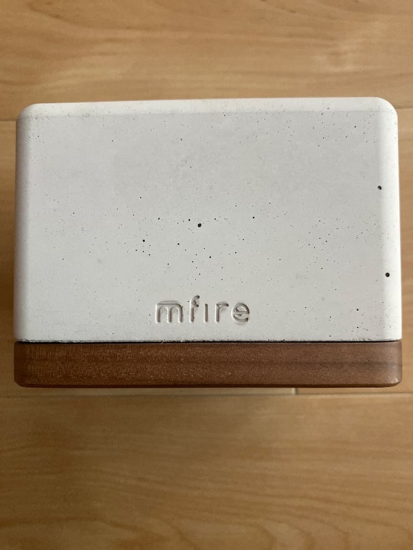 mfire エムファイヤー ホワイト1点