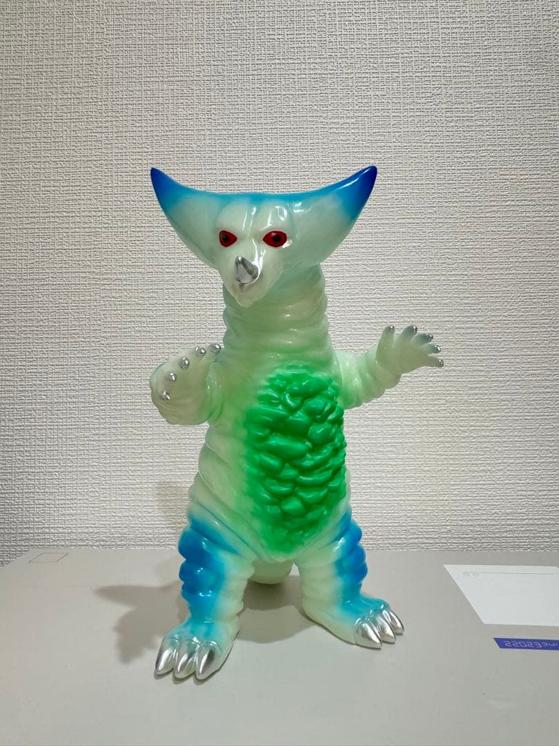 STRANGE GALLERY 僕の怪獣 怪奇画廊 ゴモラ 蓄光成型/青緑塗装