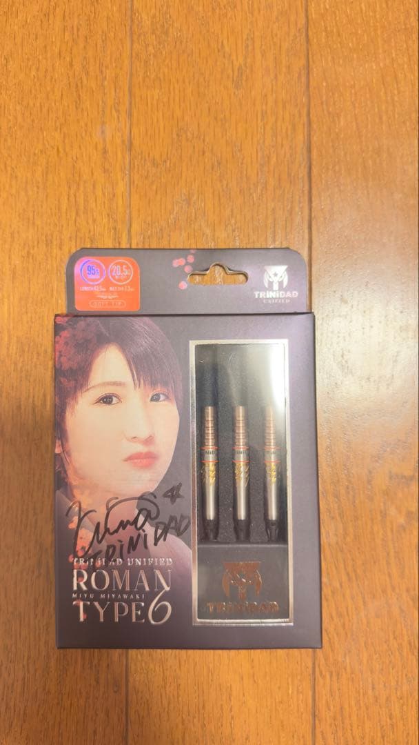TRINIDAD ローマン6 宮脇実由モデル