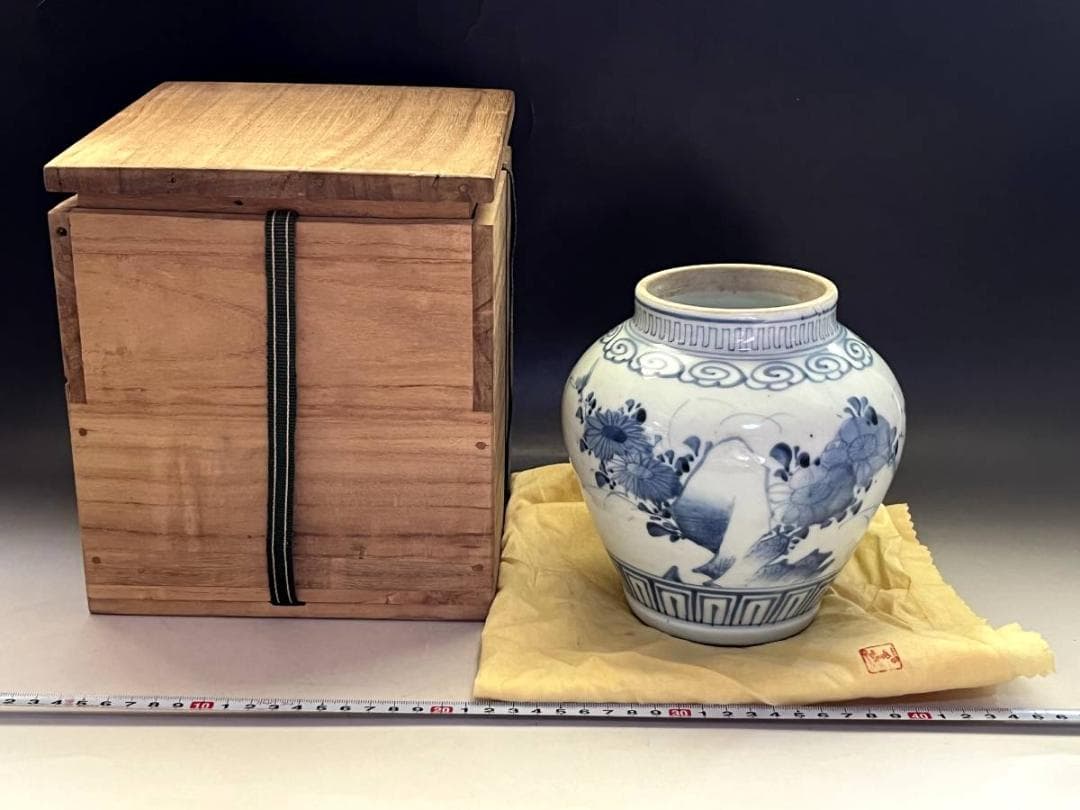 壷■李朝 染付 花蝶唐草紋 青華 古玩 唐物 花瓶 花器 中国 時代物 骨董品■