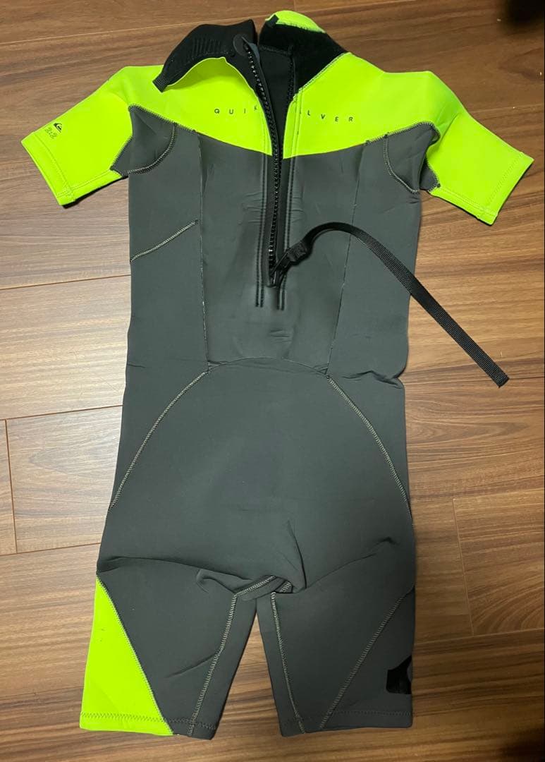 Quiksilver スプリングウェットスーツ シンクロ　　140センチ