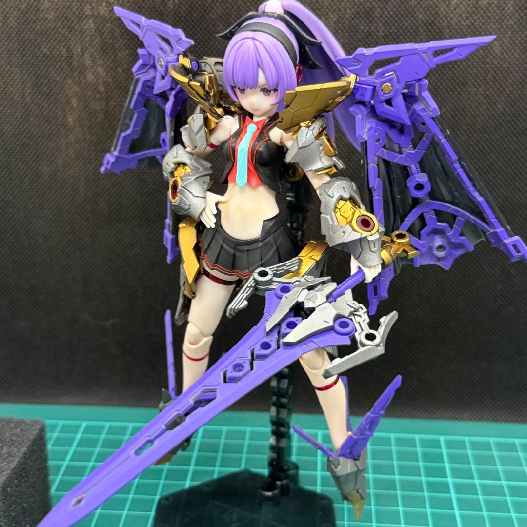 コトブキヤ　メガミデバイス　バスタードール　パラディン　塗装完成品
