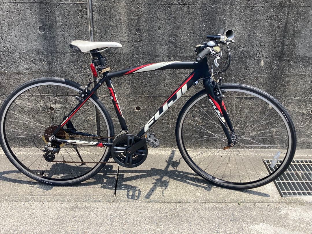 [引き取り限定] FUJI クロスバイク　中古