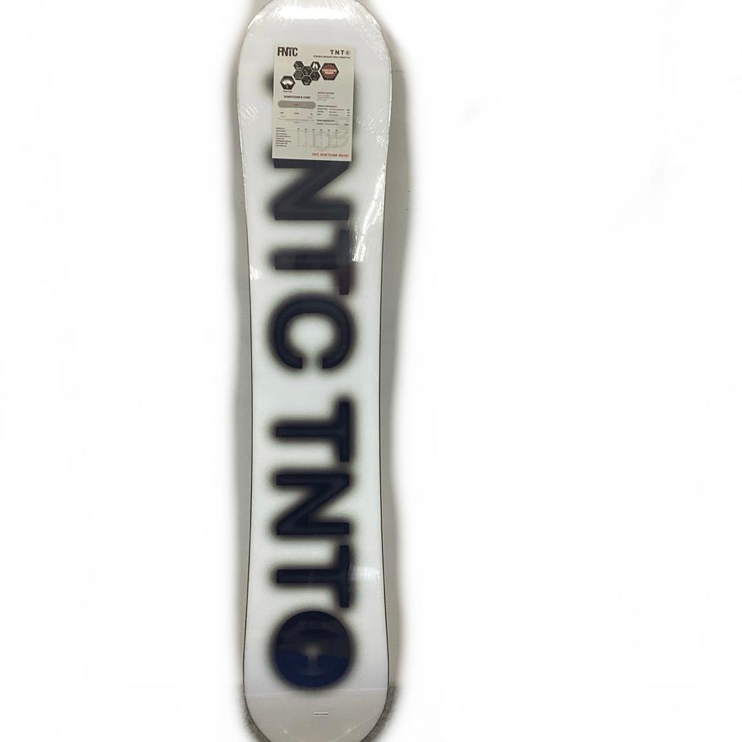 新品　FNTC TNT 153cm スノーボード