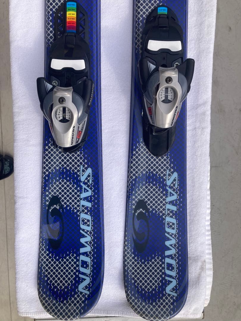 ショートスキー　(ファン)ボードと解放ビィンディング のセット　SALOMON青
