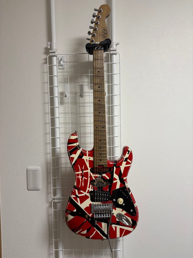 ギター EVH Striped Series Frankie