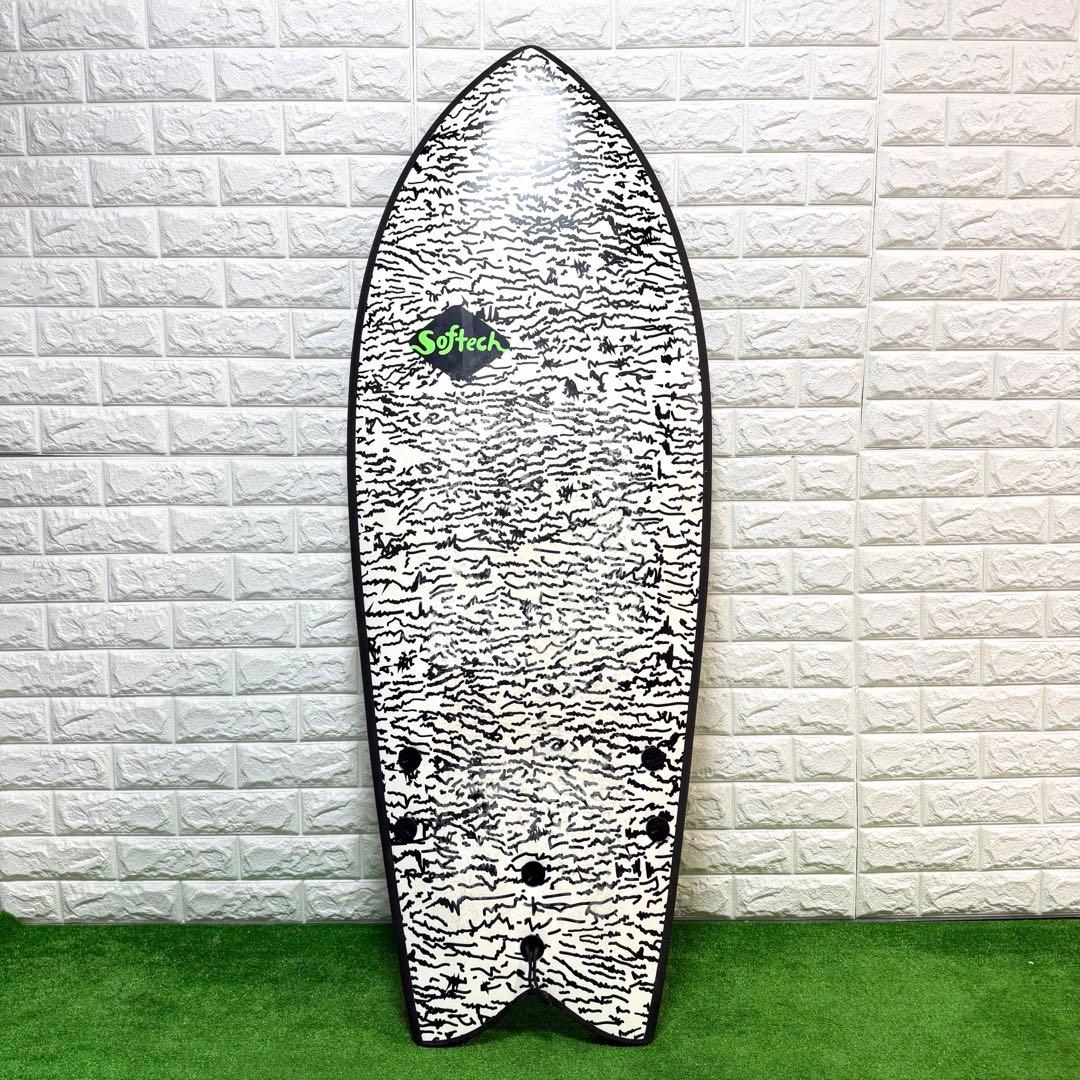 超美品　SOFTECH　ソフテック　4'8　サーフボード　FCS2 フィン無し