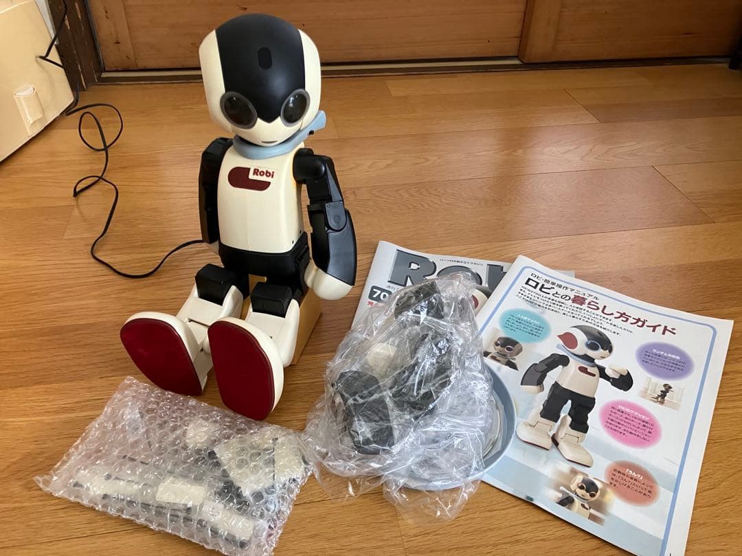 Robi ロビ　ロボット