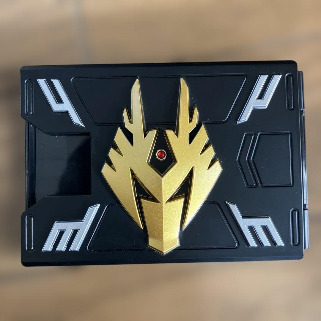 csm 龍騎 カードデッキ　仮面ライダー　リュウキ　コンセレ　ゼッツ