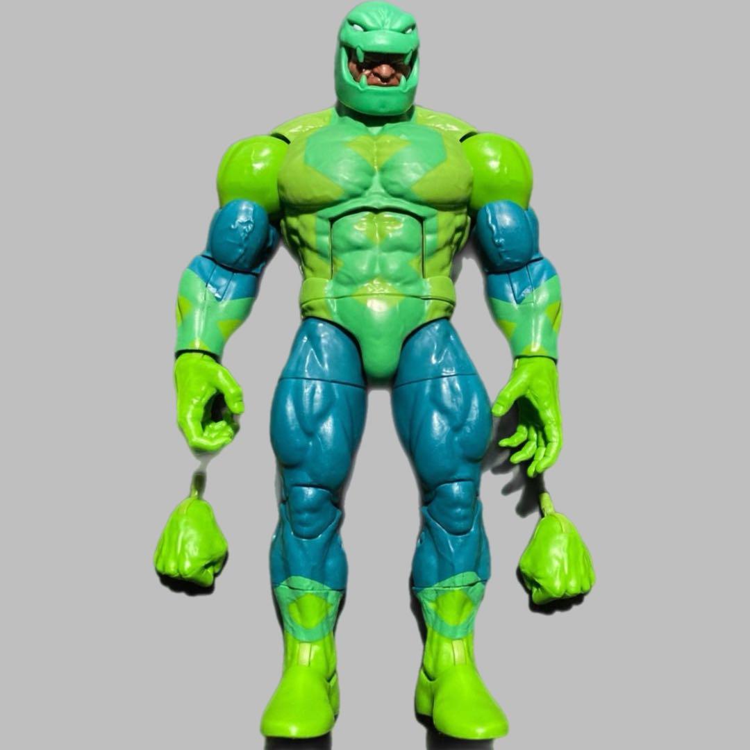 マーベルレジェンド　パフアダー　サーペントソサエティ　ビルド