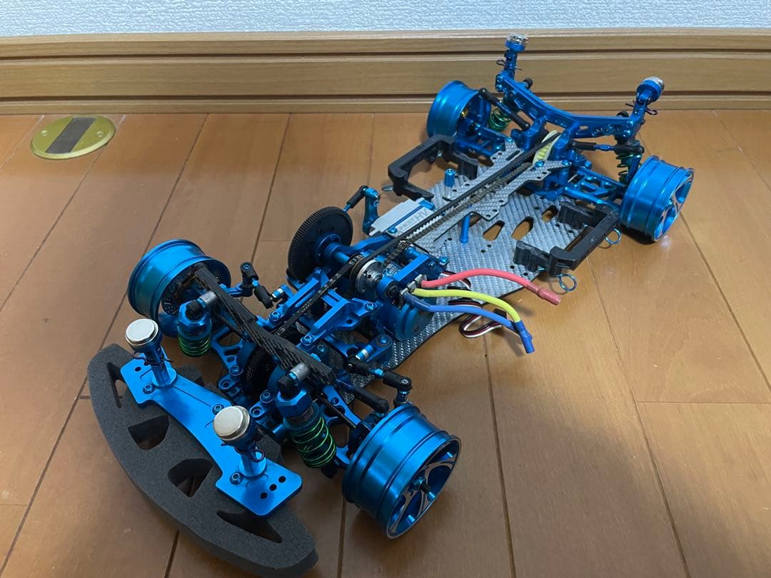 【希少/未走行】タミヤ TA-05 コンバージョン スクエア ホワイトカーボン