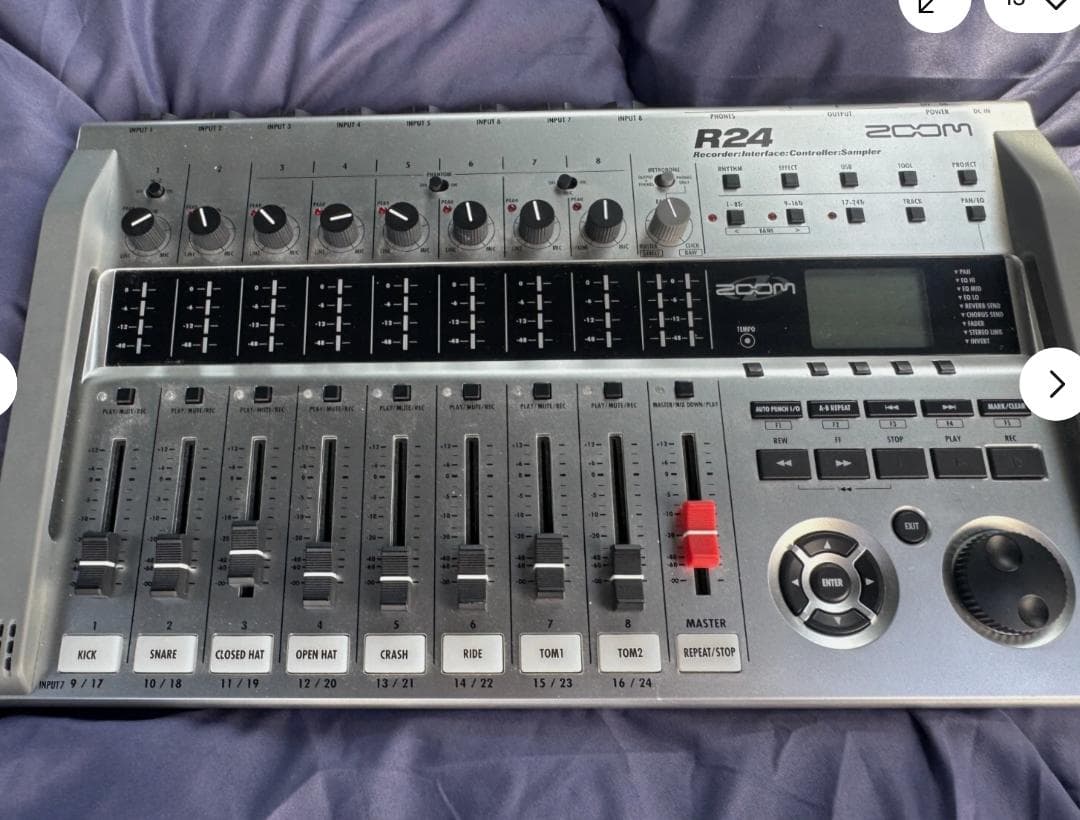 Zoom R24 レコーダー・インターフェース アダプターつき