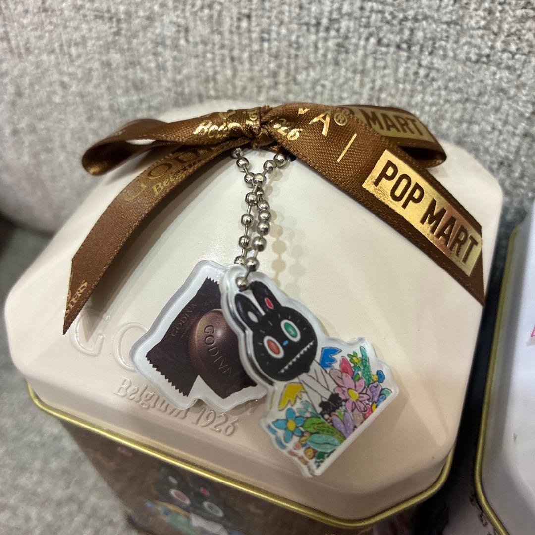 GODIVA 3缶セット　LABUBU ラブブ　日本未発売