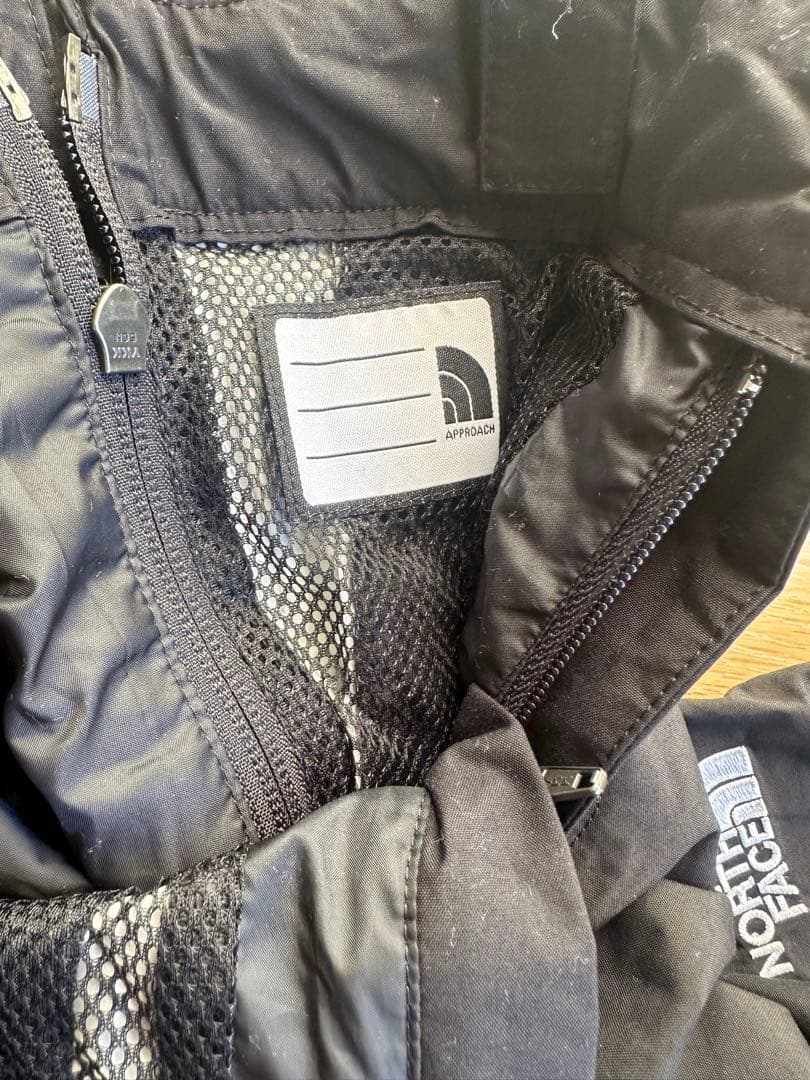 ノースフェイススノーウェア100 バートン　BURTON ミトン