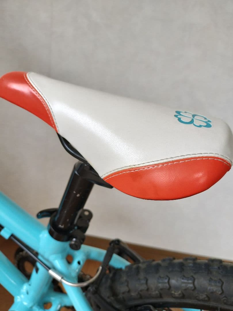 ヨツバサイクル　18インチ