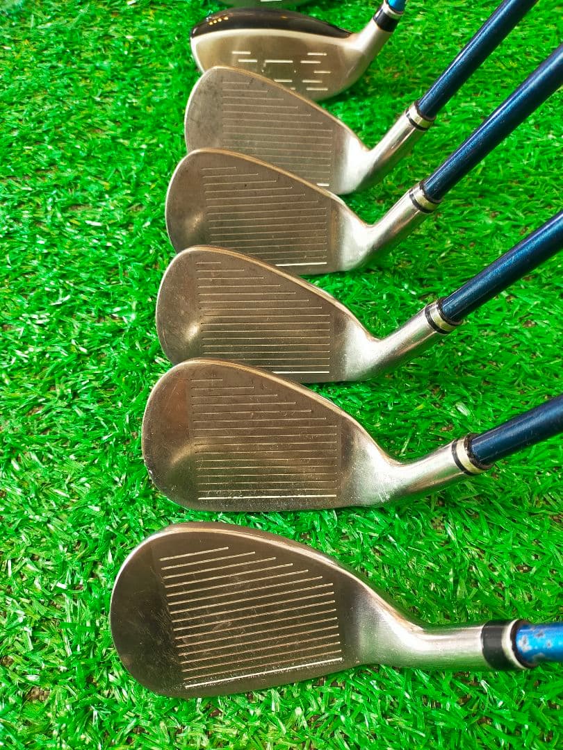 希少ゼクシオ1210多数レディース8本ドライバーフェアウェイウッドUTアイアン