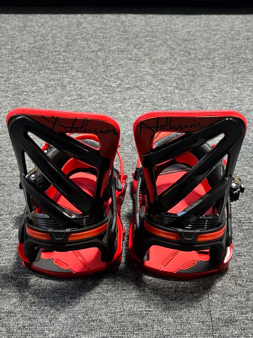 Salomon Hologramスノーボードビンディング M サイズ 新品未使用