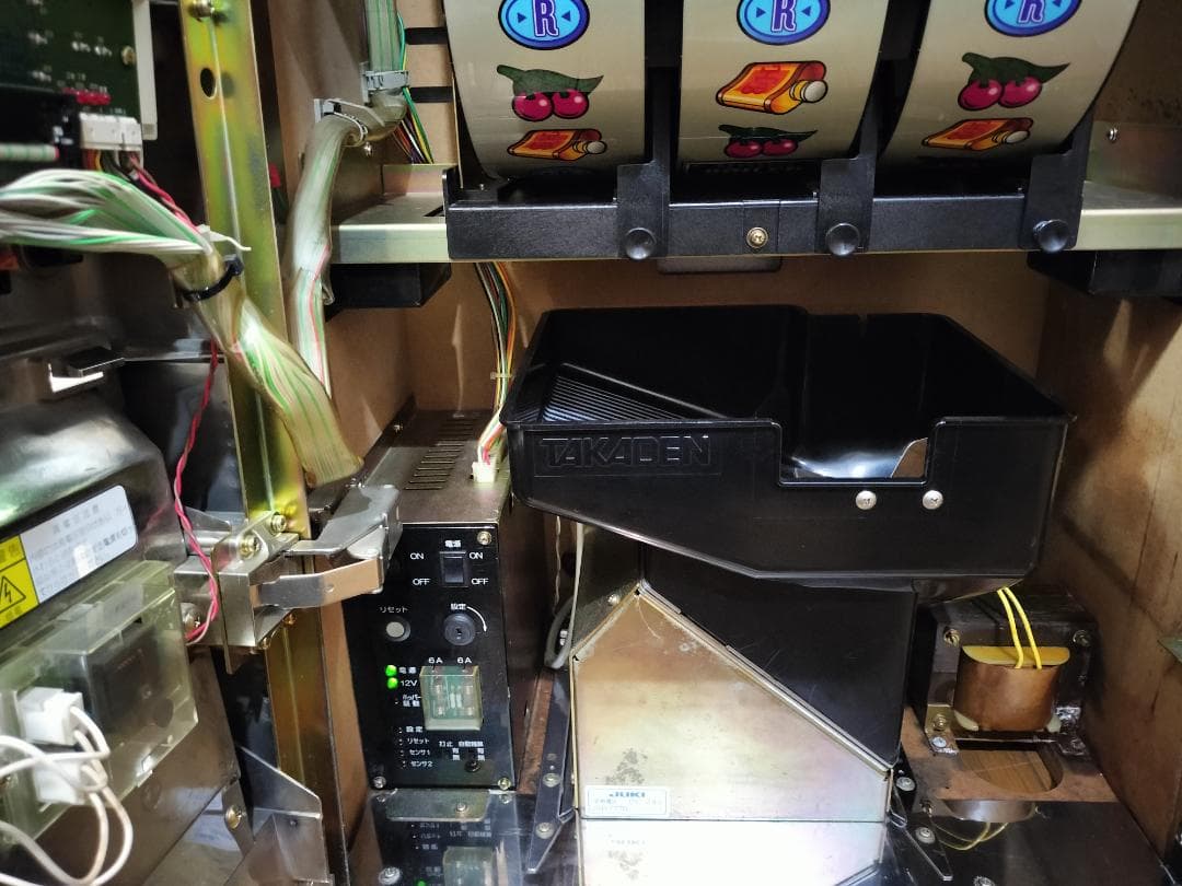 【パチスロ実機】サミー★ハードボイルド２【不要機付】４号機・希少台・人気台