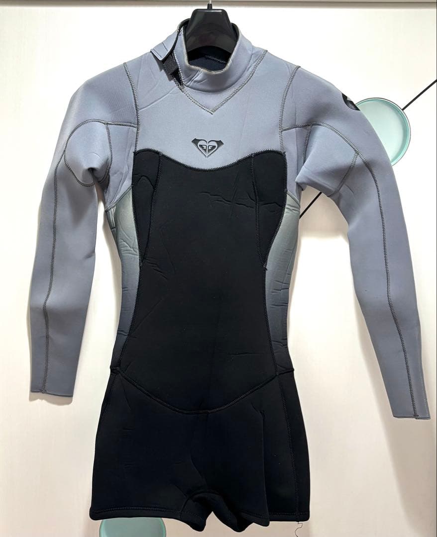 ロキシー 長袖ショートウェットスーツ グレー/ブラック　ロングスプリング　ML