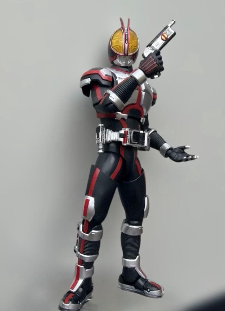 S.H.Figuarts（真骨彫製法）　仮面ライダーファイズ 【中古】