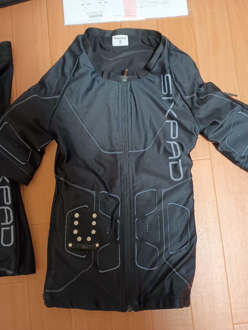 SIXPAD Powersuit パワースーツ Top Bottom 上下セット