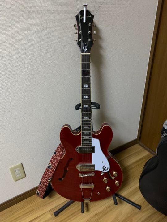 エピフォンカジノと専用ハードケース（鍵付き）