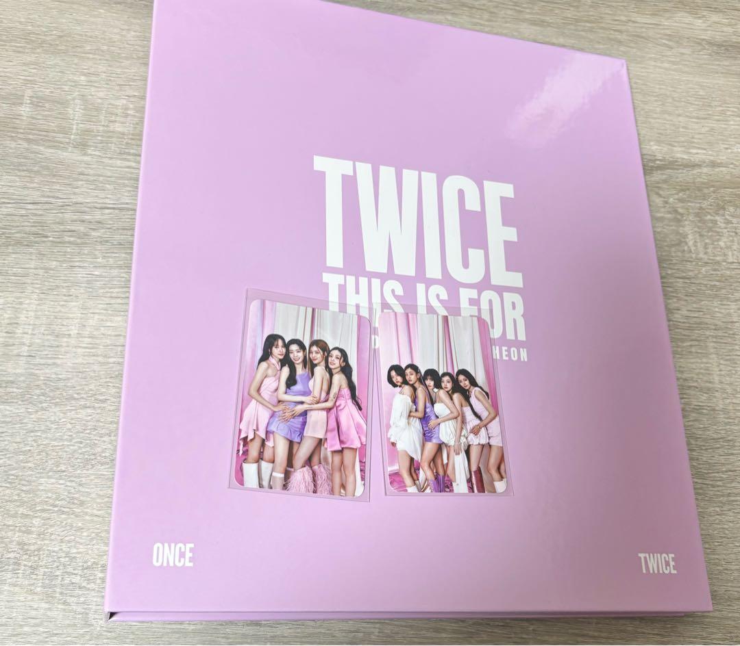 twice this is for フォトカード　バインダー　ケース　ライブ