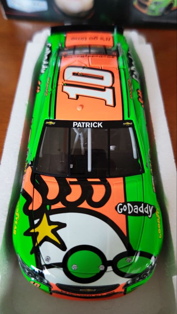 ダニカ・パトリック #10 GoDaddy ミニカー