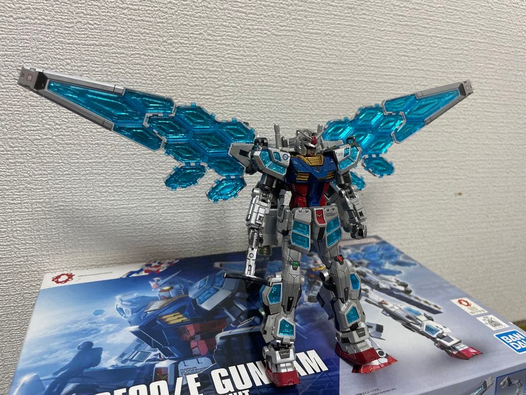 RX-78F00 ガンダム　HG 大阪万博　1/144