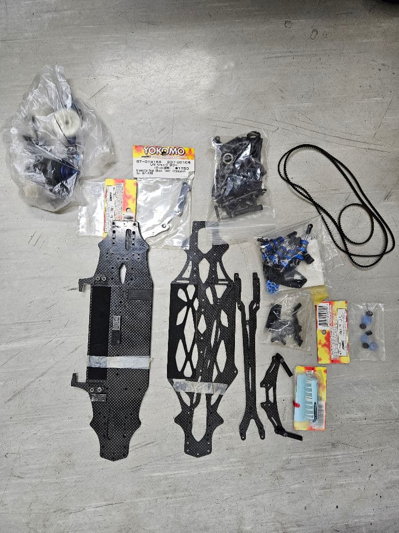 ヨコモBD7とBD8です