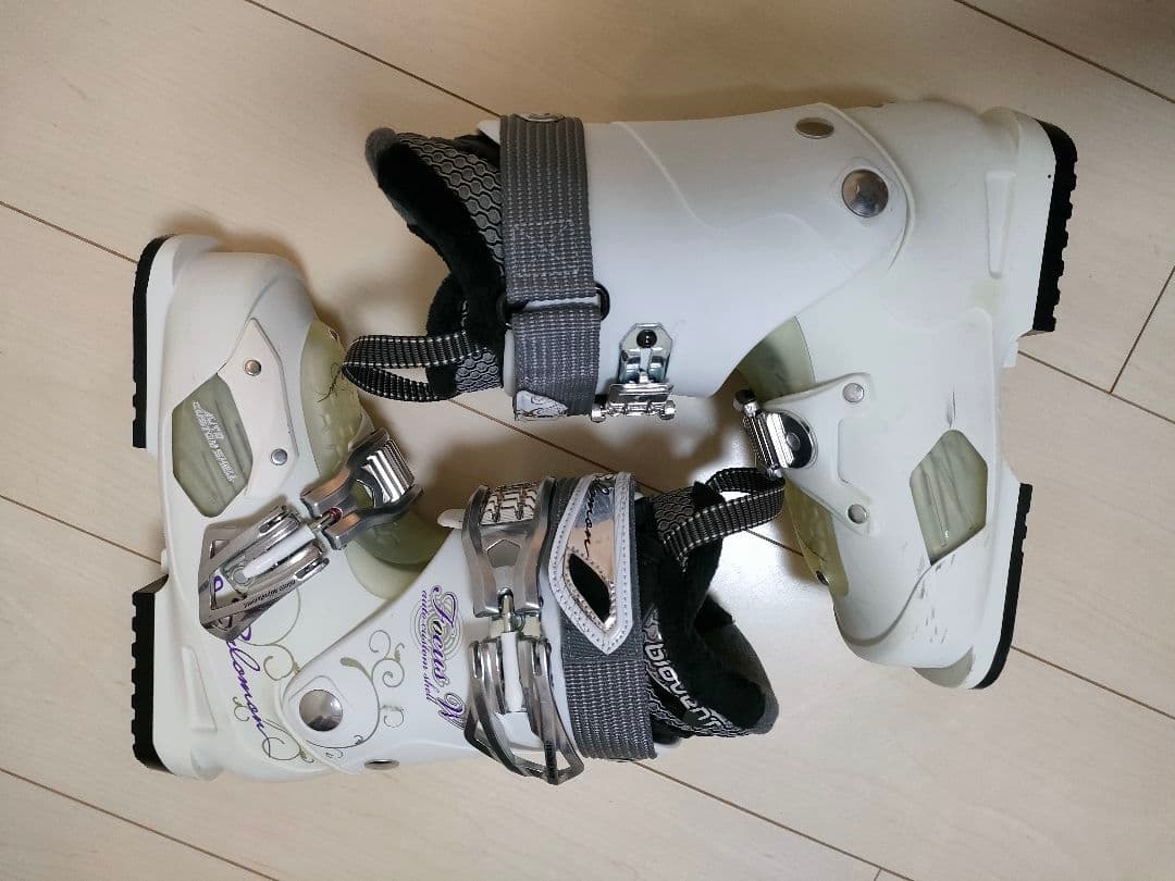 Salomon Focus W 23.5cm ホワイト　サロモン