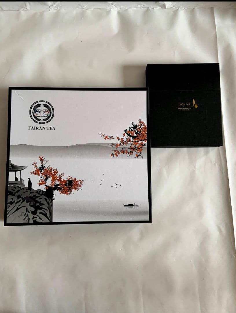 中国雲南省 プーアル茶 10年物 FAIRAN TEA 茶葉 木の舟