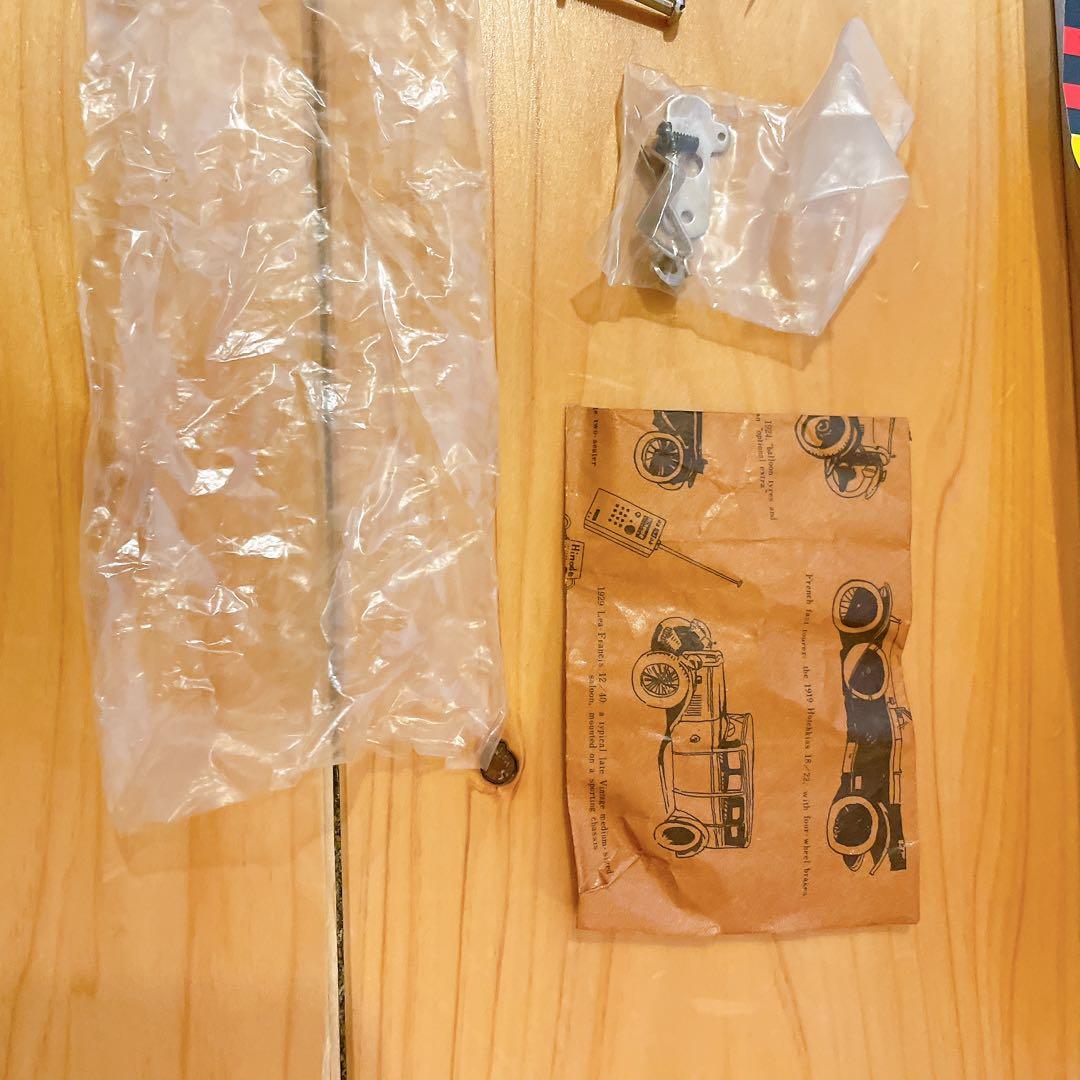 ￼模型用小型エンジン　ENYA　09エンジン　飛行機　エンジン　ラジコン　未使用