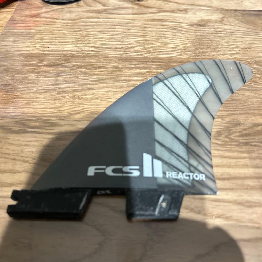 FCS II REACTOR フィン 3枚セット　Ｍ　PC Carbon Tri